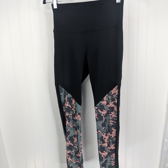 BALANCE COLLECTION Camouflage Mesh Panel Legging S - Picture 3 of 11